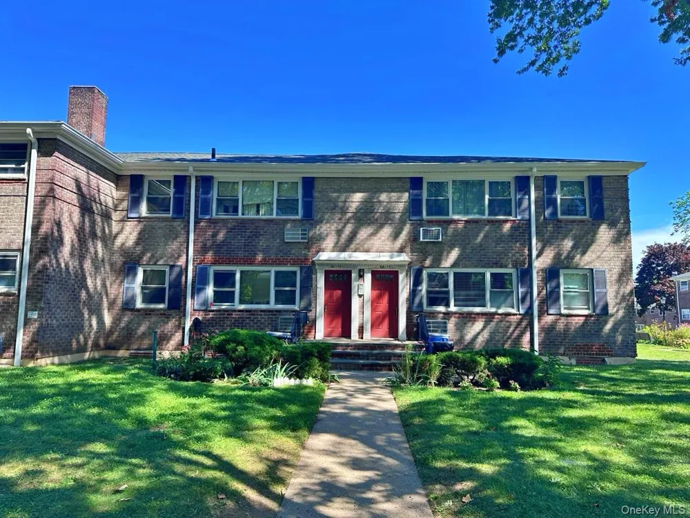 68-15 150 STREET #209 Kew Garden Hills, NY 11367
