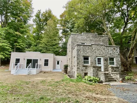 563 Old Indian Road