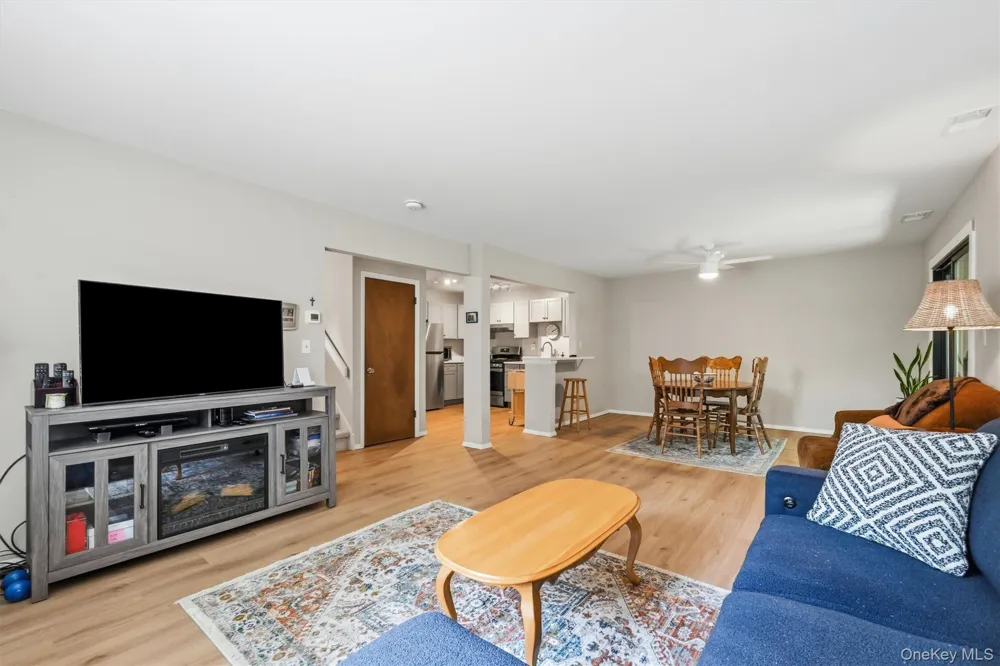 13 Redwood Drive Highland Mills, NY 10930