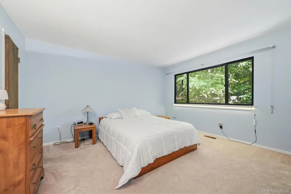 13 Redwood Drive Highland Mills, NY 10930