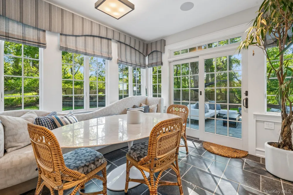 31 Thompson Lane Head Of The Harbor, NY 11780