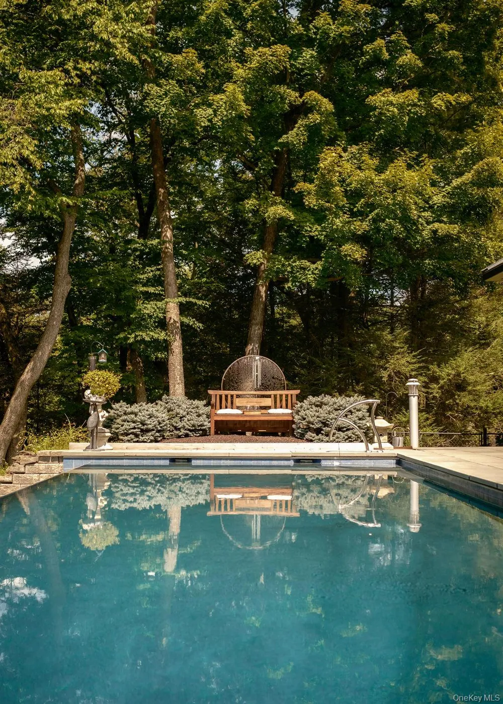 8 Sarah Court Rhinebeck, NY 12572