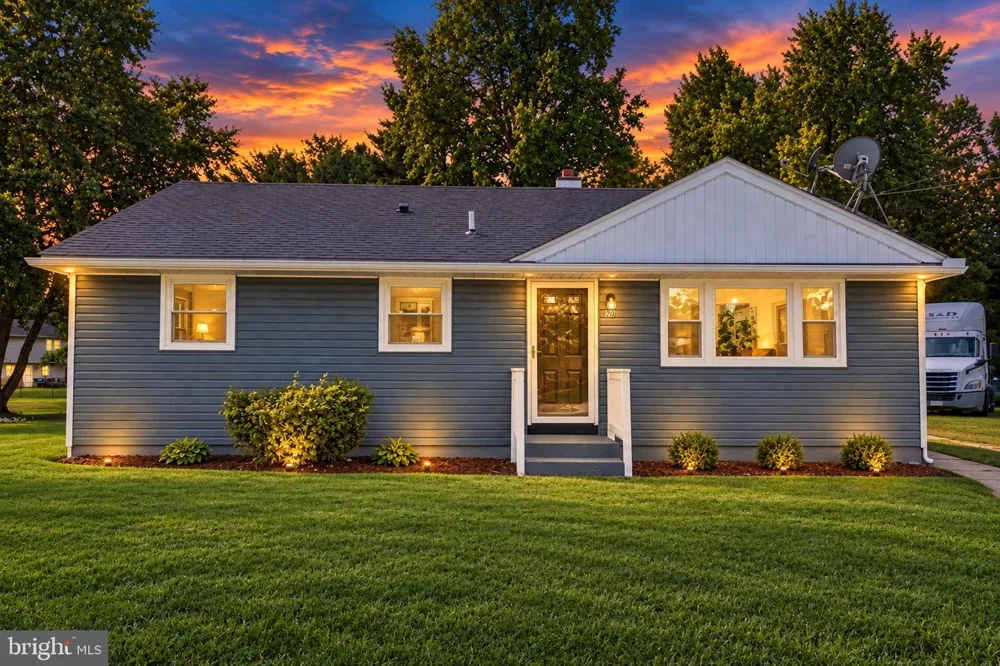20 DONNA DRIVE Pedricktown, NJ 08067