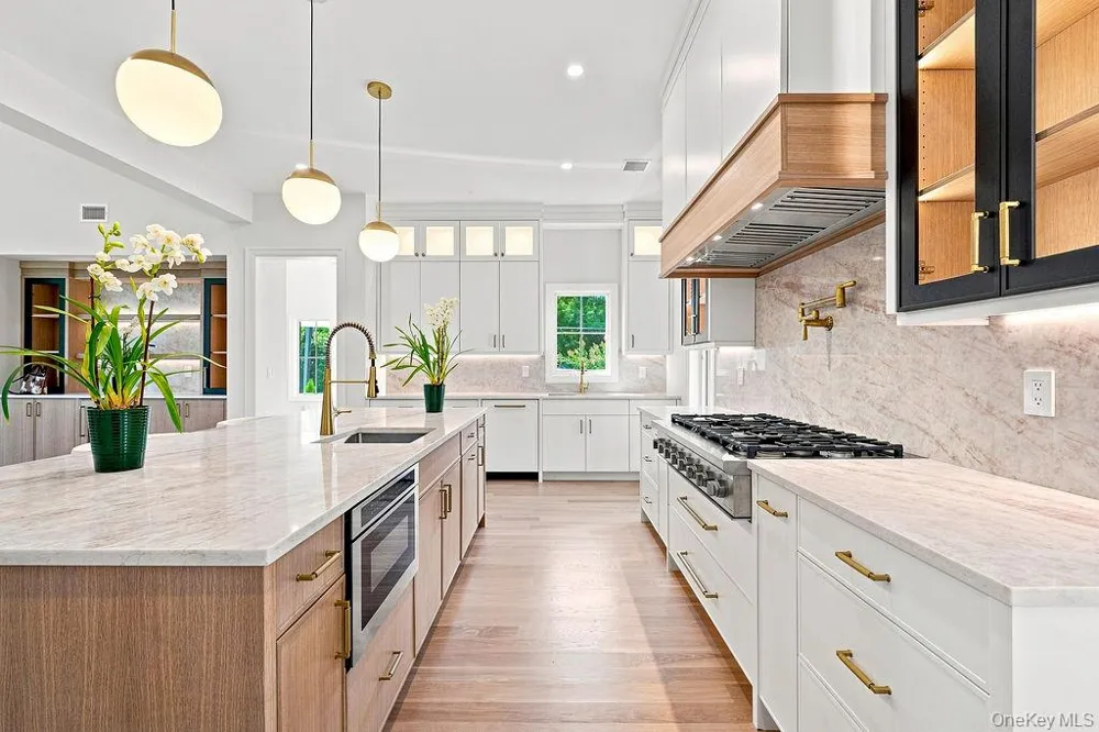 1 Timothy Lane Huntington Station, NY 11746