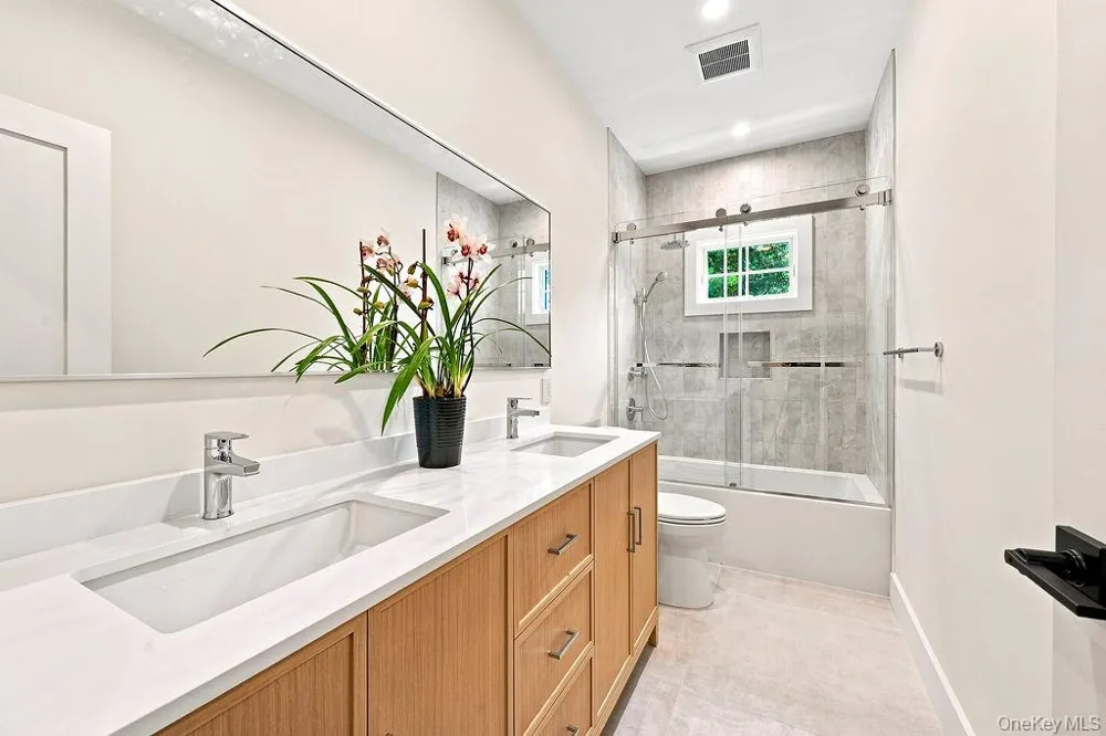 1 Timothy Lane Huntington Station, NY 11746