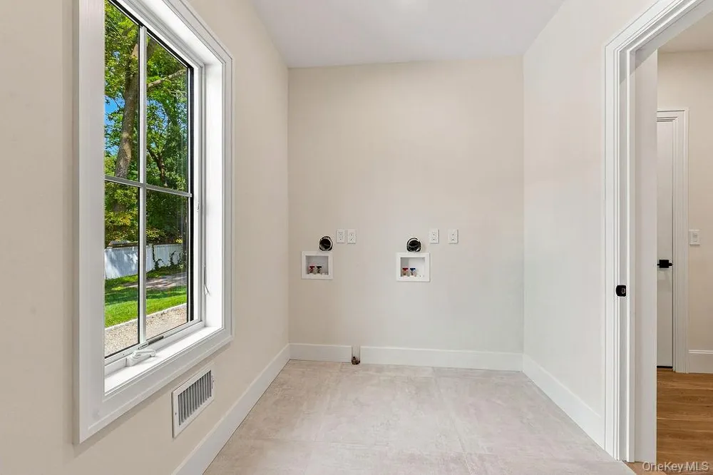 1 Timothy Lane Huntington Station, NY 11746