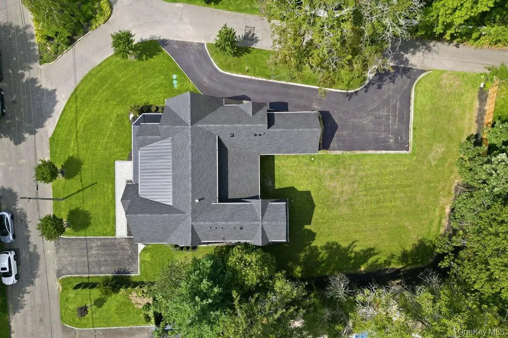 1 Timothy Lane Huntington Station, NY 11746
