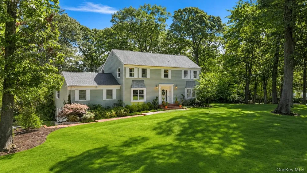 71 Westchester Drive Rocky Point, NY 11778
