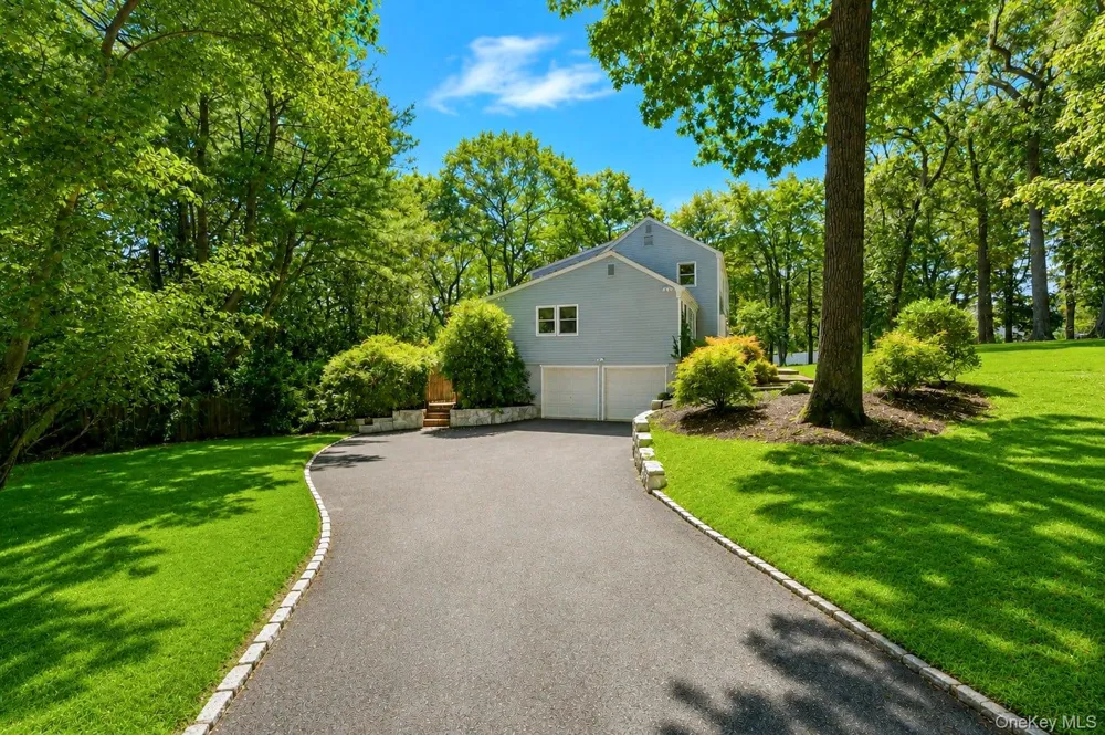 71 Westchester Drive Rocky Point, NY 11778