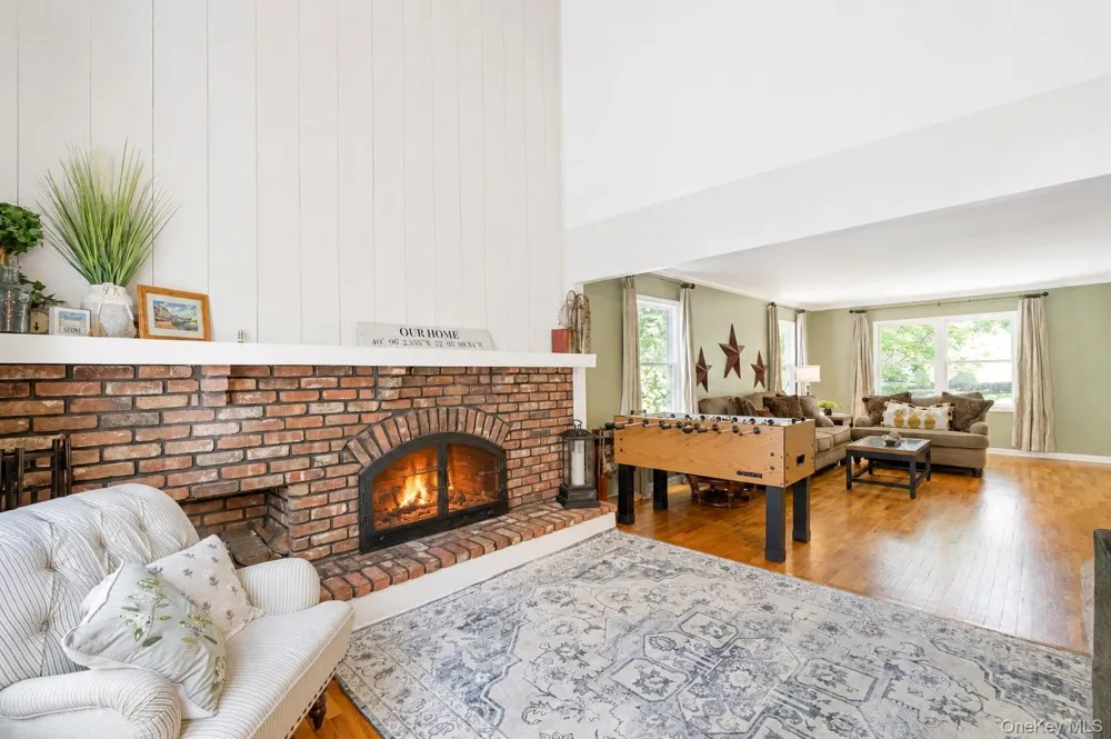 71 Westchester Drive Rocky Point, NY 11778