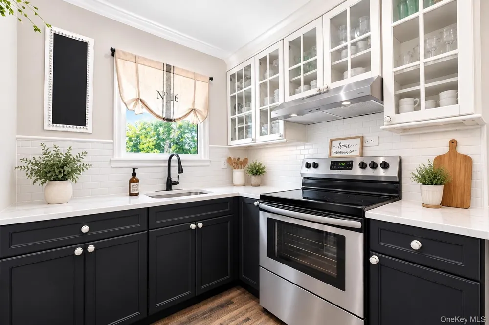 71 Westchester Drive Rocky Point, NY 11778