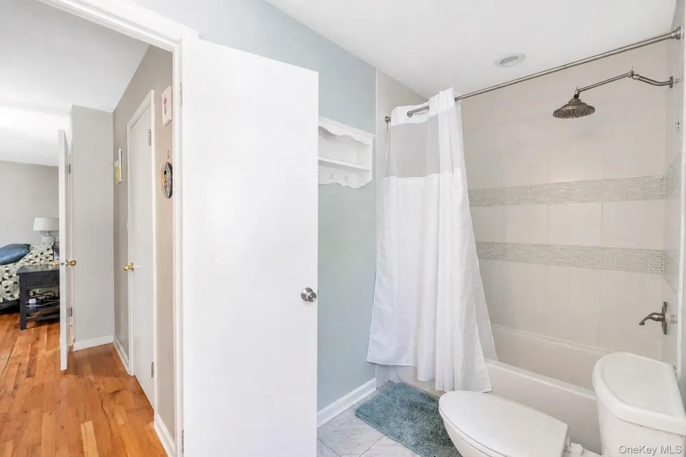 71 Westchester Drive Rocky Point, NY 11778
