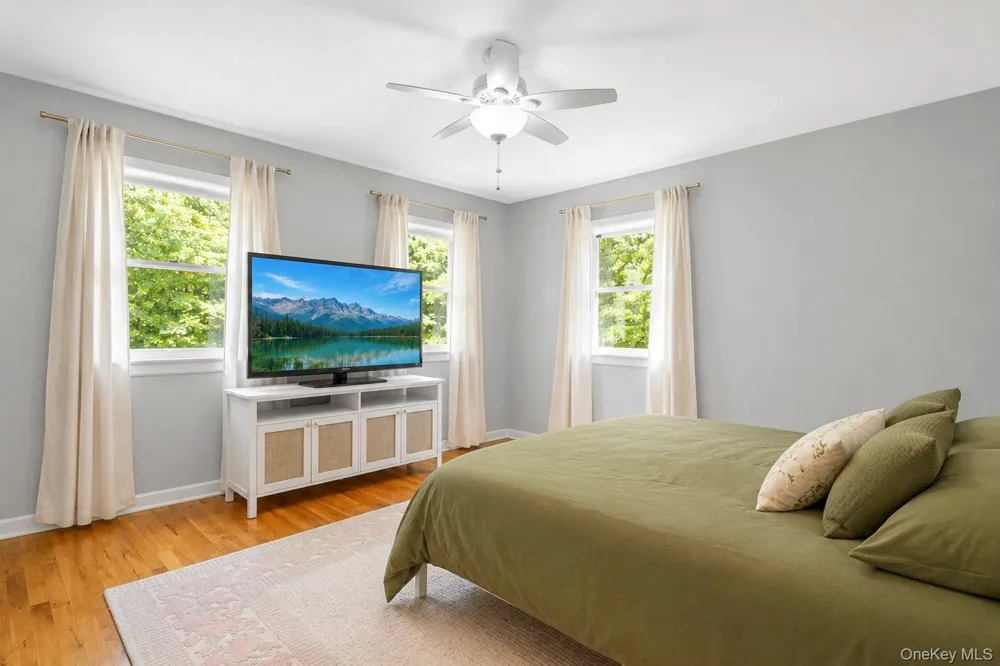 71 Westchester Drive Rocky Point, NY 11778