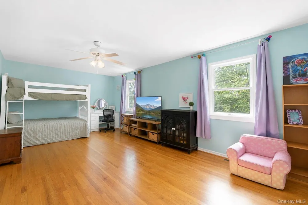 71 Westchester Drive Rocky Point, NY 11778