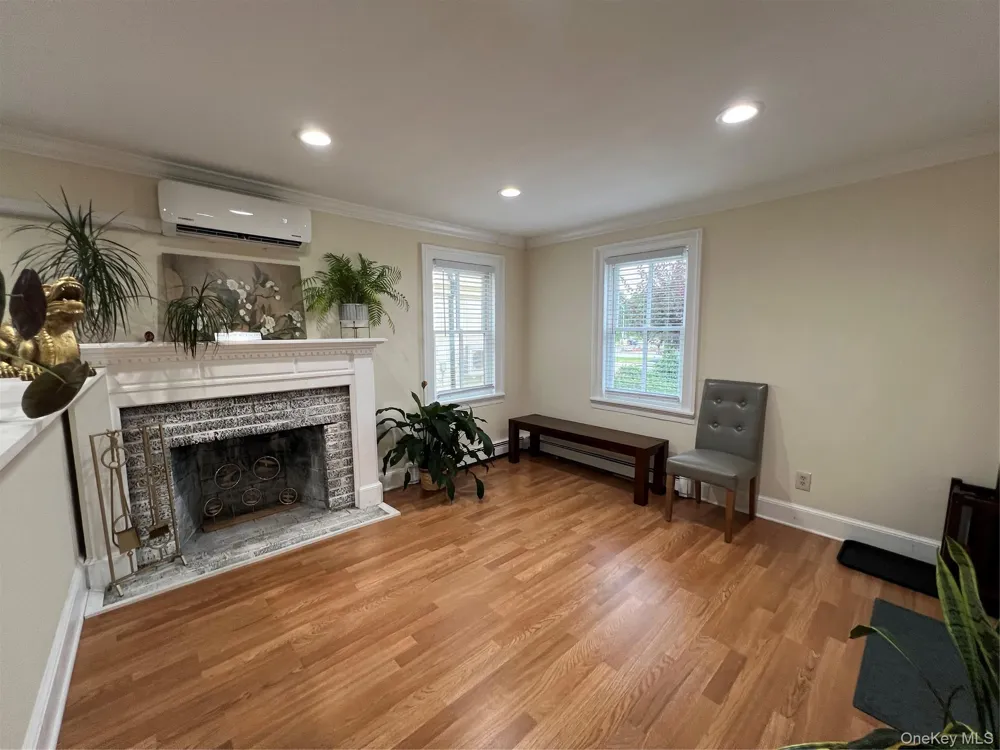 6278 Northern Boulevard #1 East Norwich, NY 11732