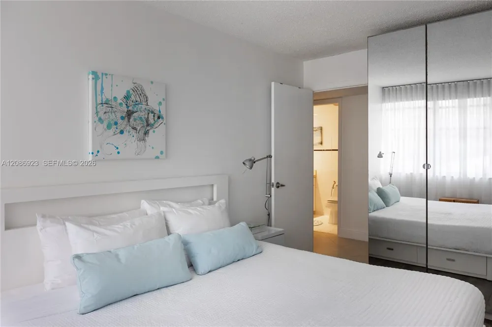 1817 S Ocean Dr #320 Hallandale Beach, FL 33009