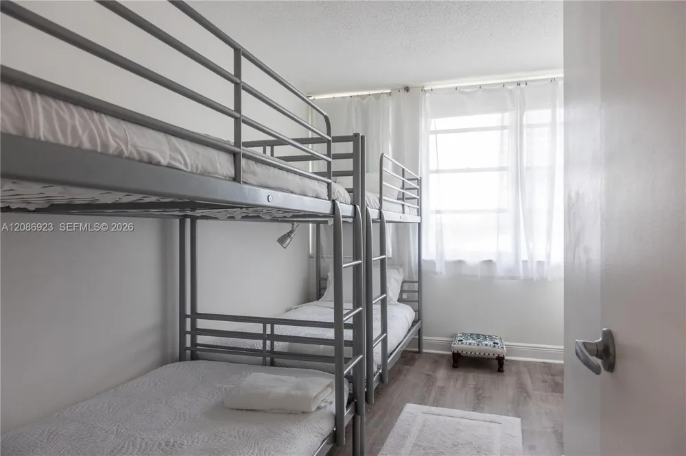 1817 S Ocean Dr #320 Hallandale Beach, FL 33009