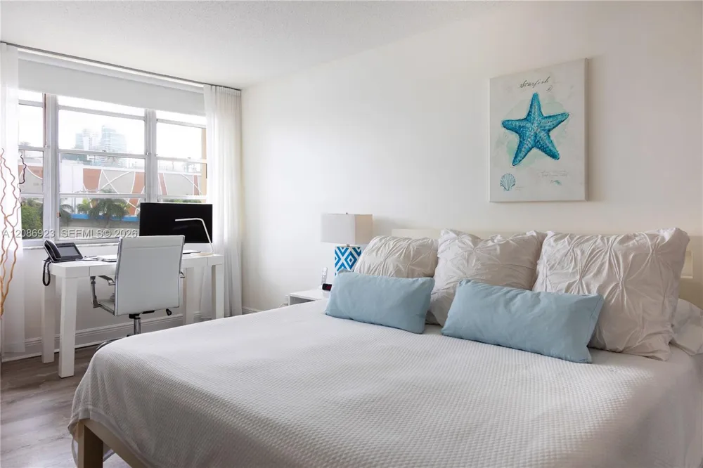 1817 S Ocean Dr #320 Hallandale Beach, FL 33009