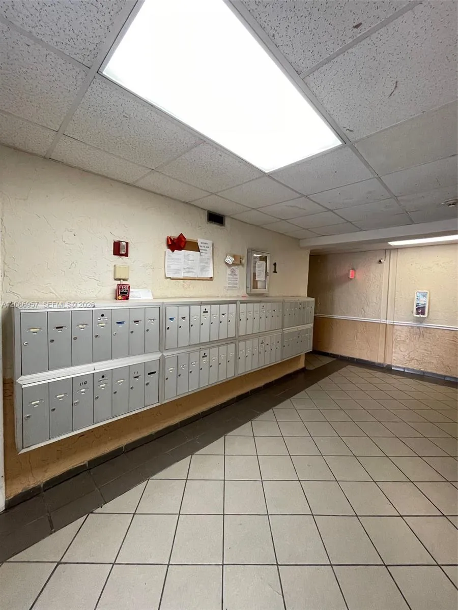 5625 W 20th Ave #215 Hialeah, FL 33012