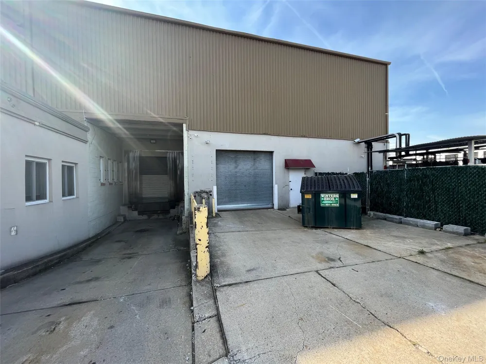 131 Liberty Ave Mineola, NY 11501