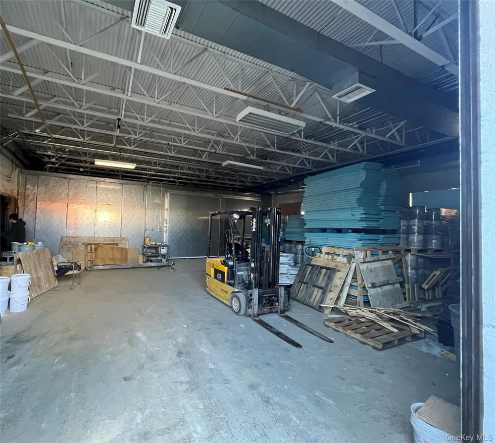 131 Liberty Ave Mineola, NY 11501