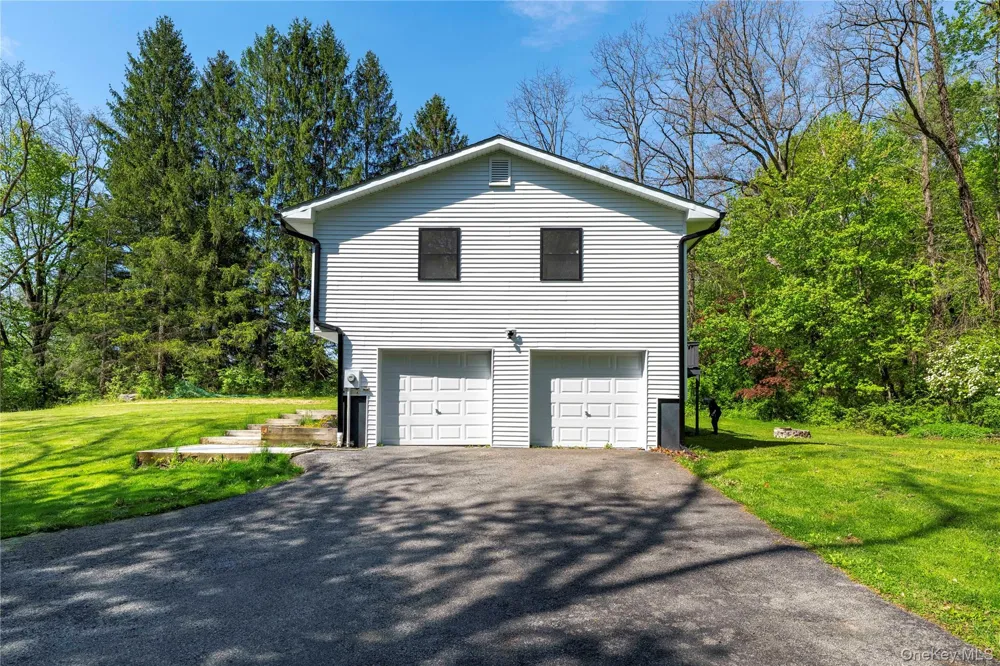 15 Larissa Lane Wappingers Falls, NY 12590