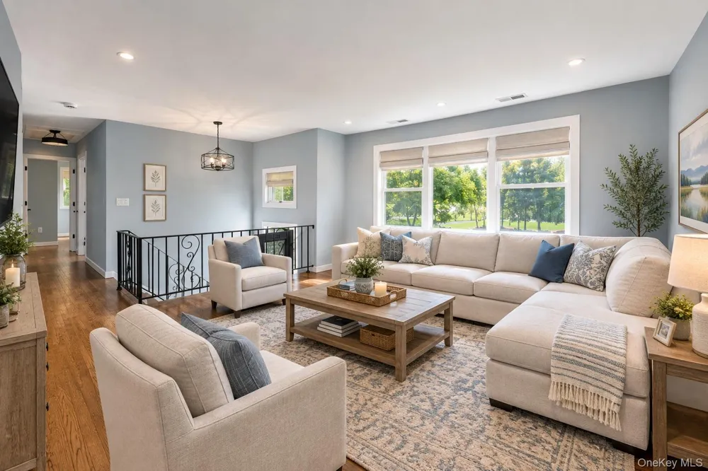 15 Larissa Lane Wappingers Falls, NY 12590
