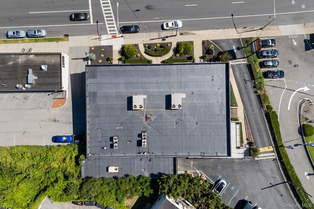 2455 Central Park Avenue Yonkers, NY 10710