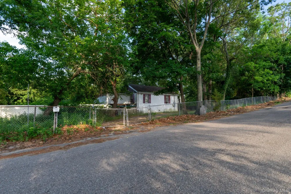 357 Smithtown Boulevard Nesconset, NY 11767