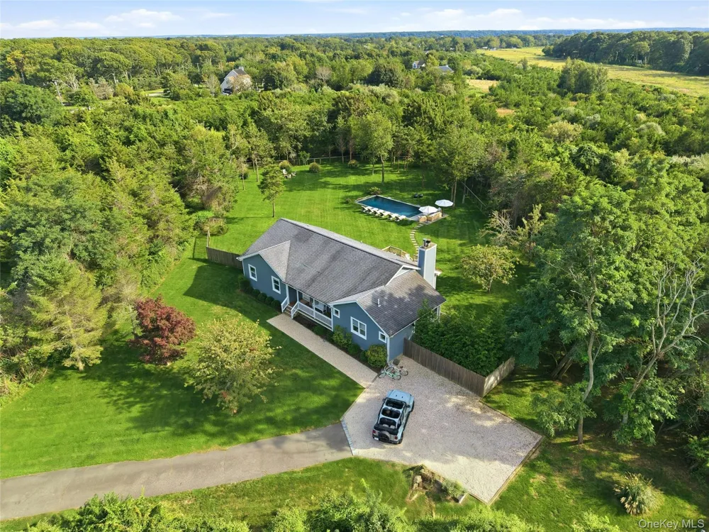 2737 Rocky Point Road East Marion, NY 11939