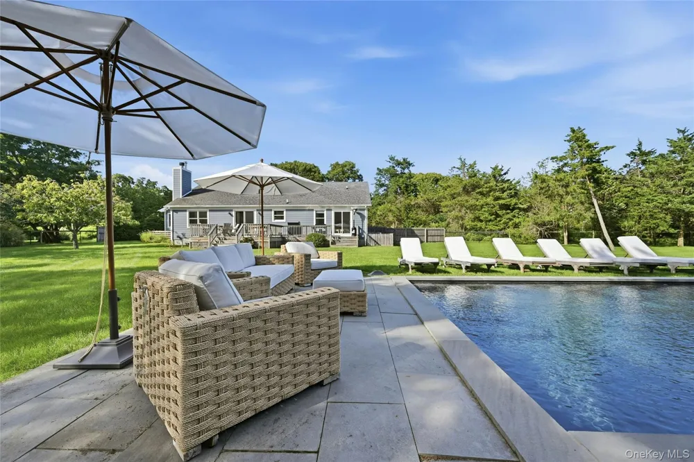 2737 Rocky Point Road East Marion, NY 11939