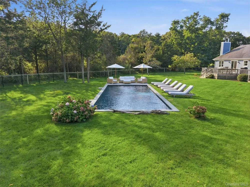 2737 Rocky Point Road East Marion, NY 11939