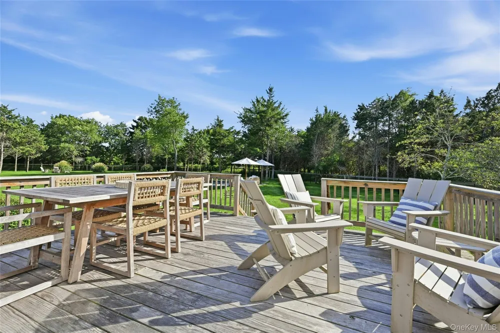 2737 Rocky Point Road East Marion, NY 11939