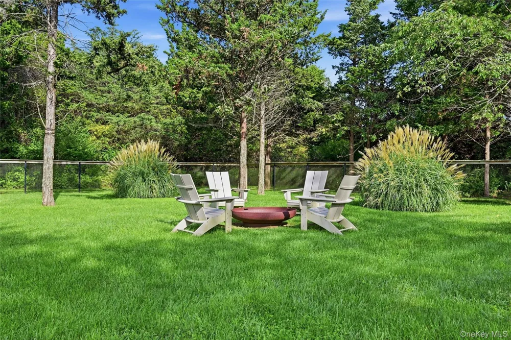 2737 Rocky Point Road East Marion, NY 11939