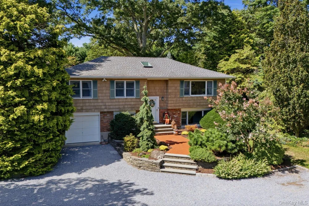 772 Pulaski Road Greenlawn, NY 11740