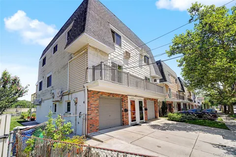 3309 255th Street