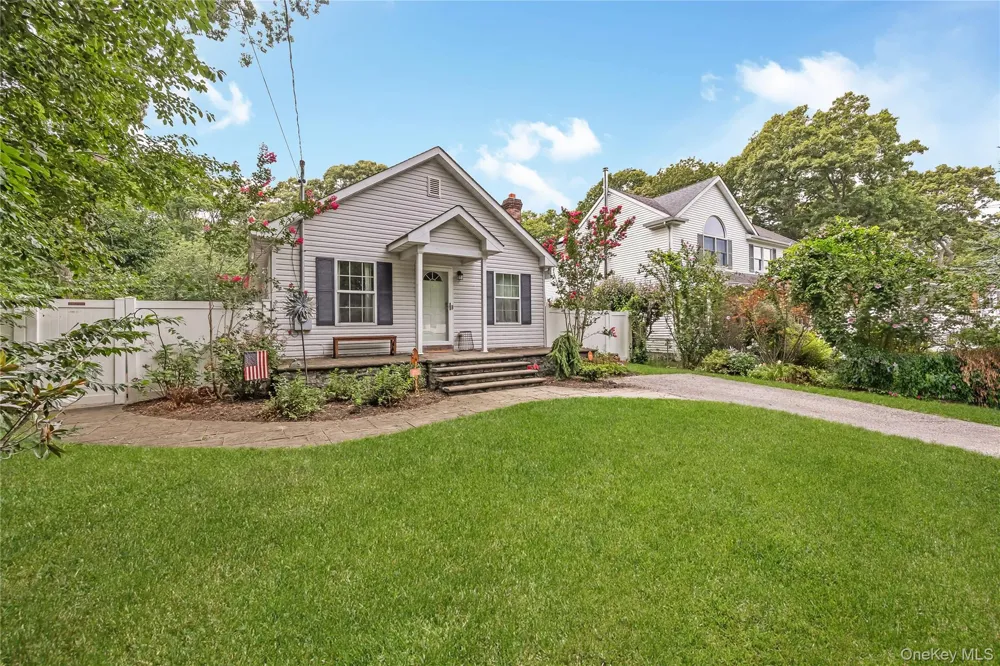 393 W End Avenue Shirley, NY 11967