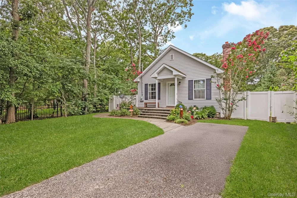 393 W End Avenue Shirley, NY 11967