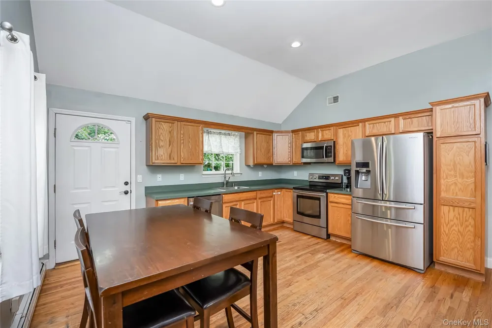 393 W End Avenue Shirley, NY 11967