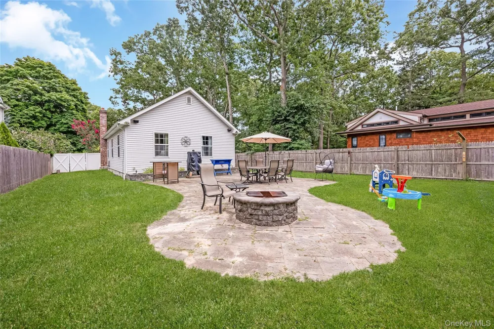 393 W End Avenue Shirley, NY 11967