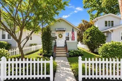 11 Oak Avenue #11