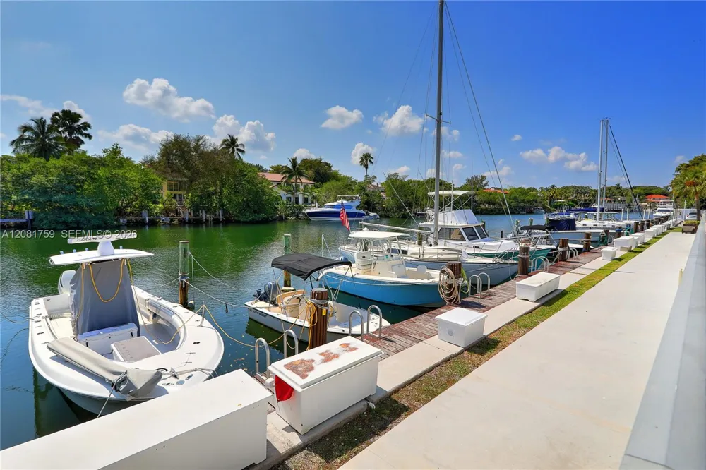 100 Edgewater Dr #305 Coral Gables, FL 33133
