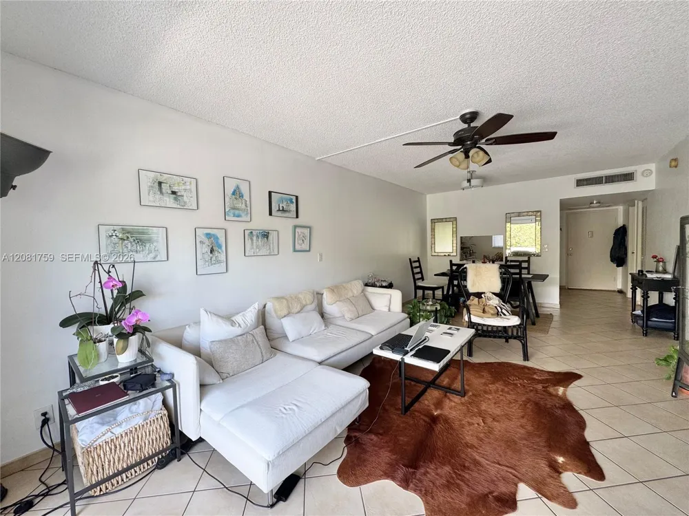 100 Edgewater Dr #305 Coral Gables, FL 33133