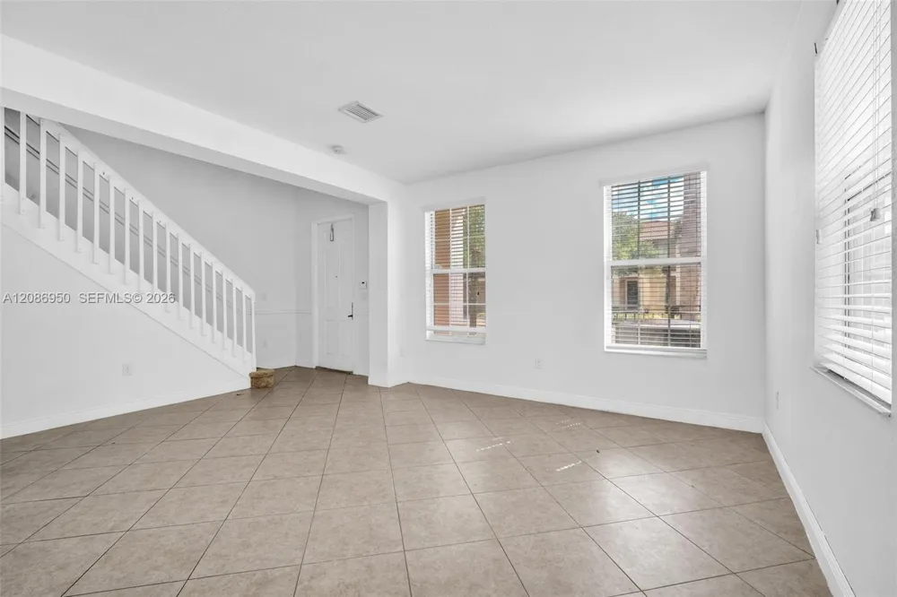 1148 SW 147th Ave #1148 Pembroke Pines, FL 33027