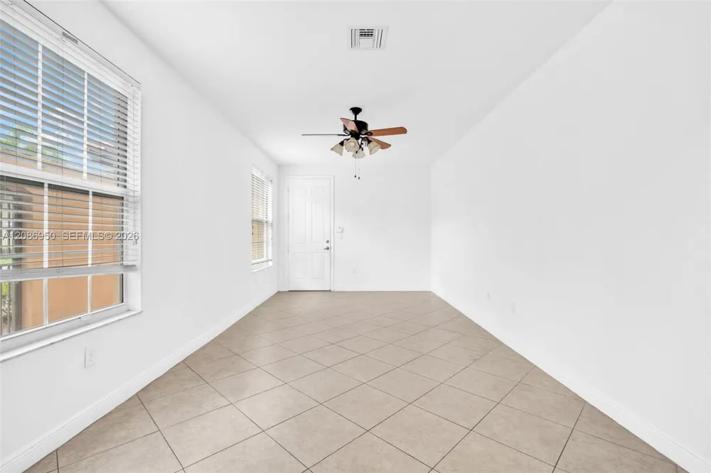 1148 SW 147th Ave #1148 Pembroke Pines, FL 33027