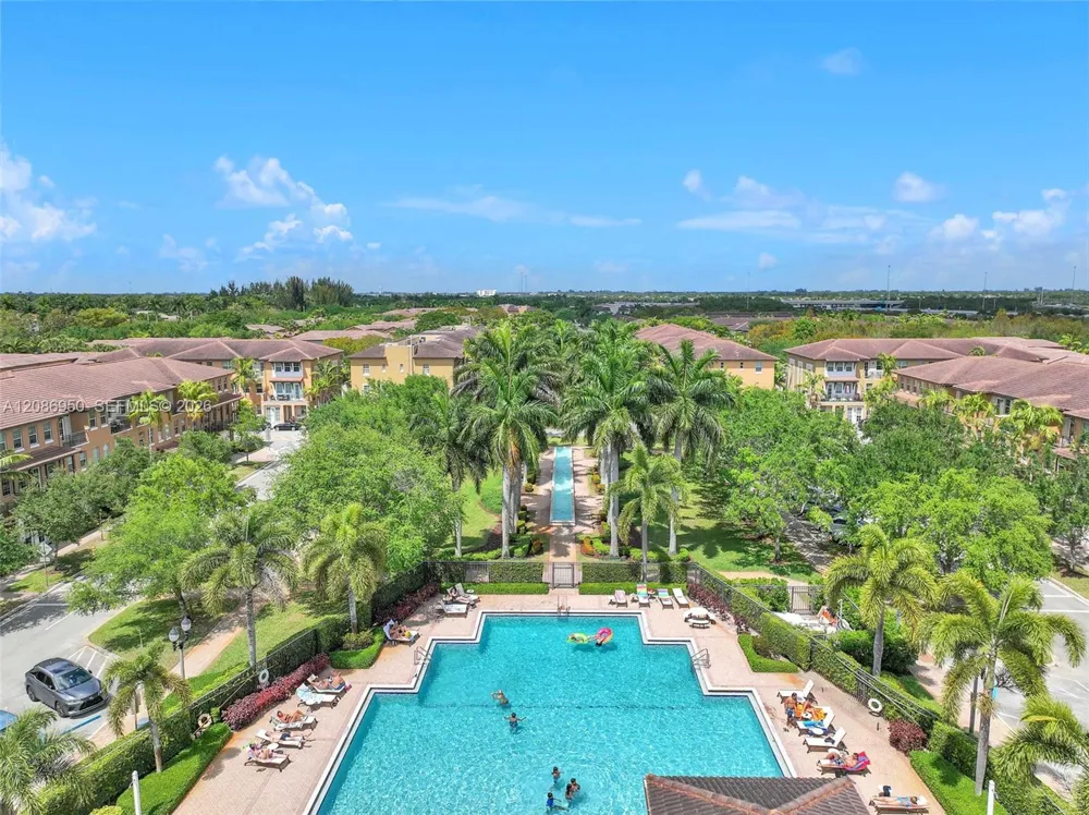 1148 SW 147th Ave #1148 Pembroke Pines, FL 33027