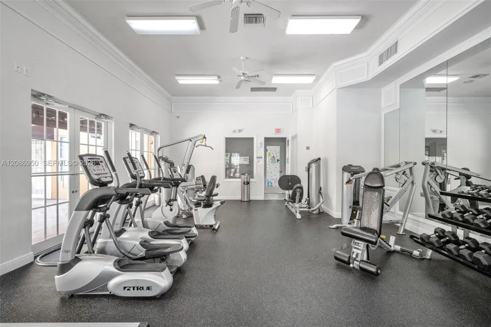1148 SW 147th Ave #1148 Pembroke Pines, FL 33027