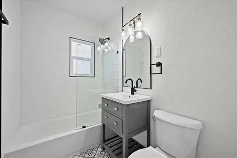 4610 SUNSET BOULEVARD Fort Pierce, FL 34982