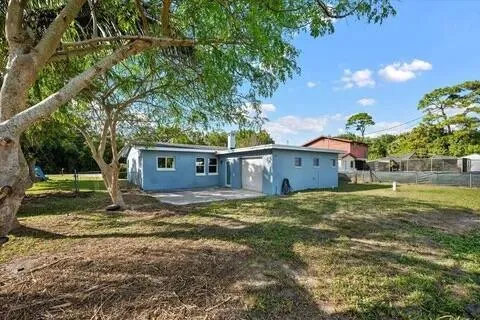 4610 SUNSET BOULEVARD Fort Pierce, FL 34982