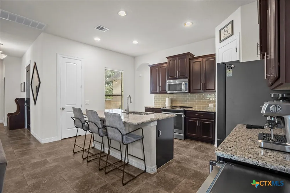 522 Carriage House Spring Branch, TX 78070